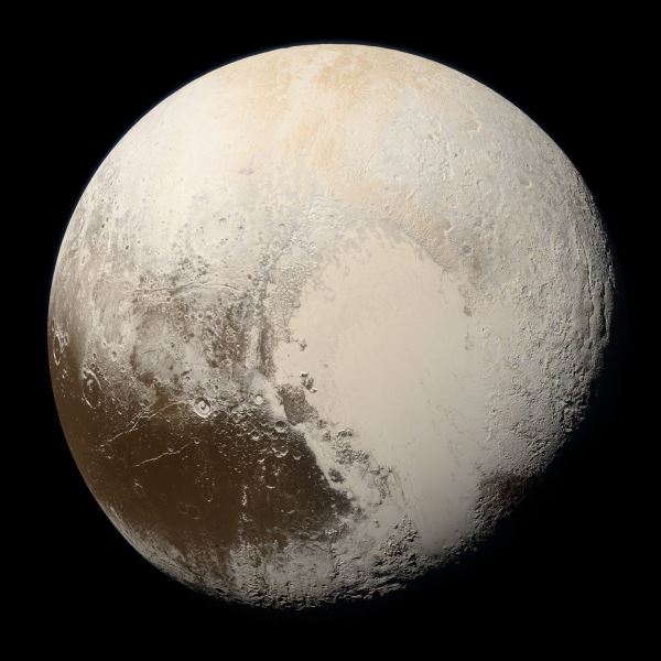 Биение ледяного сердца Плутона управляет его атмосферой, выяснили планетологи