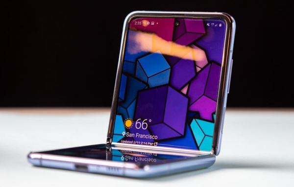 <br />
						Дороже, чем у Motorola Razr: замена экрана Samsung Galaxy Z Flip обойдётся в $500<br />
					