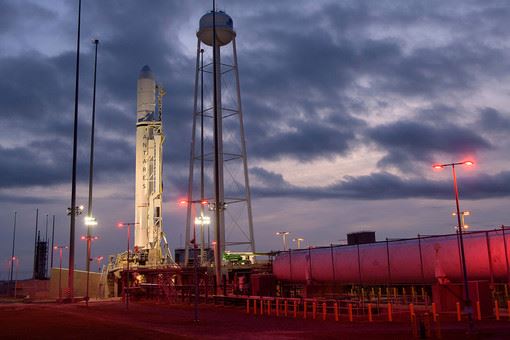 <br />
Пуск ракеты Antares отменен за 2 минуты до старта<br />
